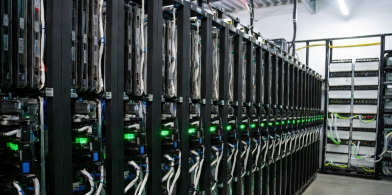 データセンター関連株とは?AI時代に急成長する理由